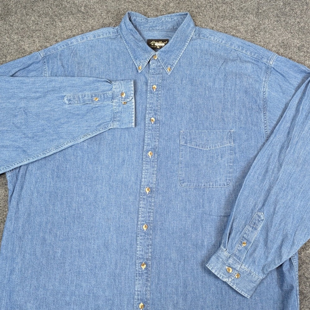 Eddie Bauer Denim Button Down Shirt Mens XL Light Wash Blue Long Sleeve Cotton